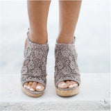 Susiecloths Candace Taupe Wedges