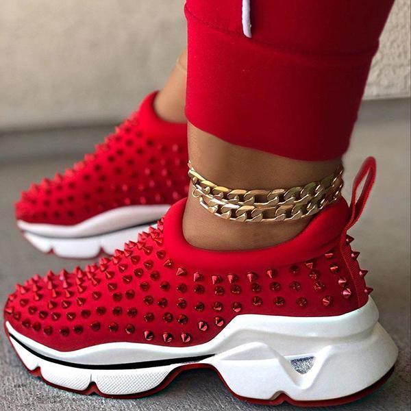 Susiecloths Rivet Low-Cut Upper Lace-Up Sneakers